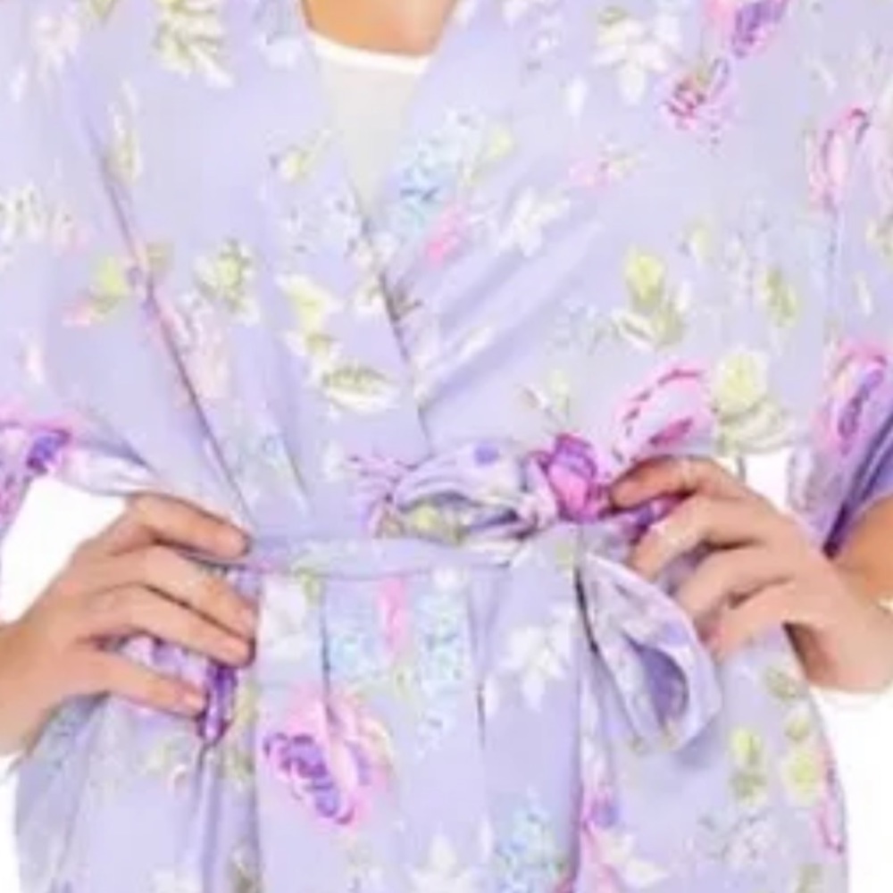 Beautiful icing intimate lilac floral robe